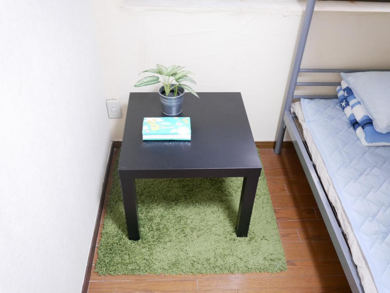 Guest House Twenty-Seven 27 Osaka Eksteriør billede